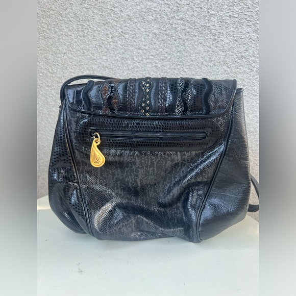 Accents by Sharif shoulder bag black textured leather interior zippers - Picture 10 of 12